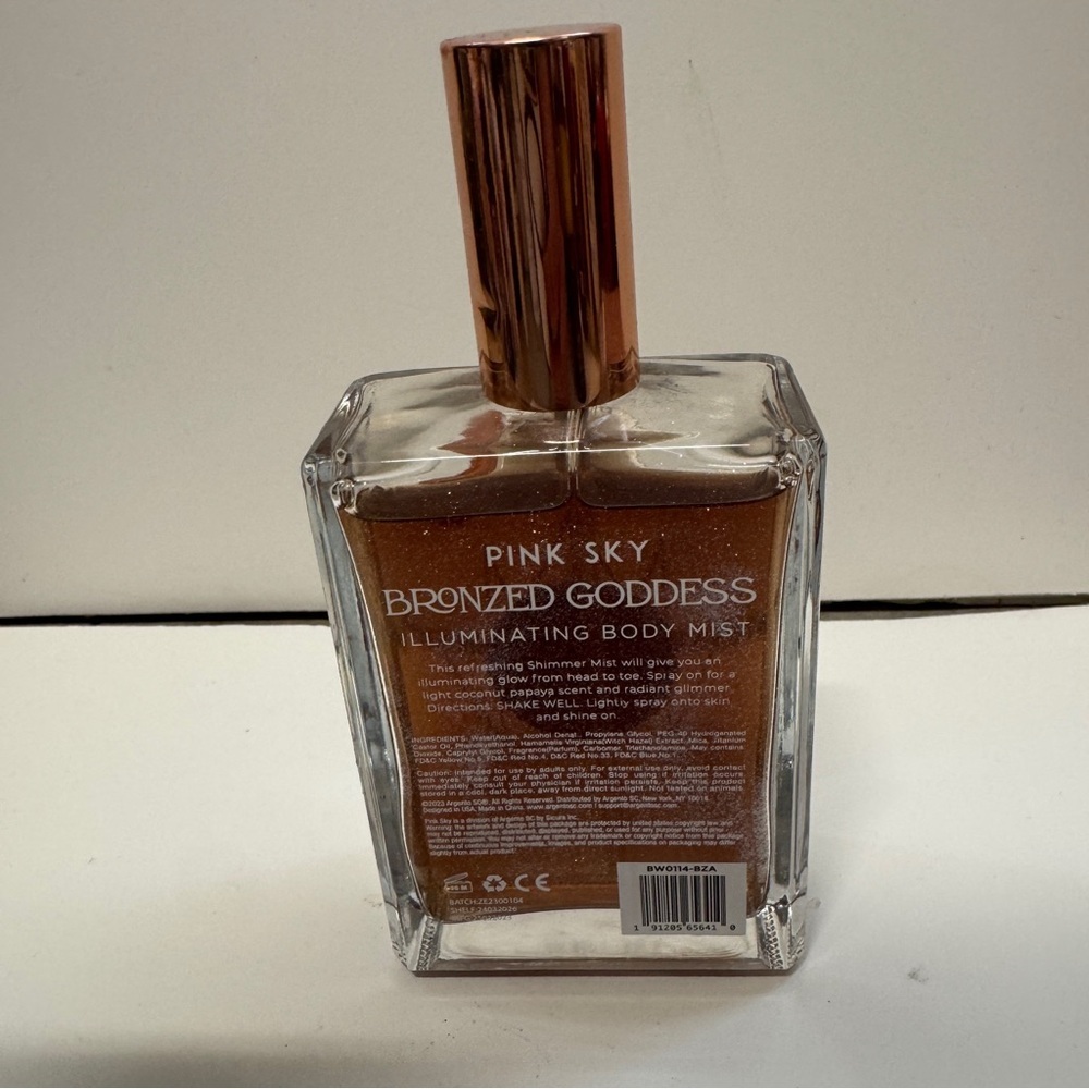 Pink Sky Illuminating Bronzed Goddes Body Mist Light Coconut Papaya 4 OZ - Picture 3 of 3